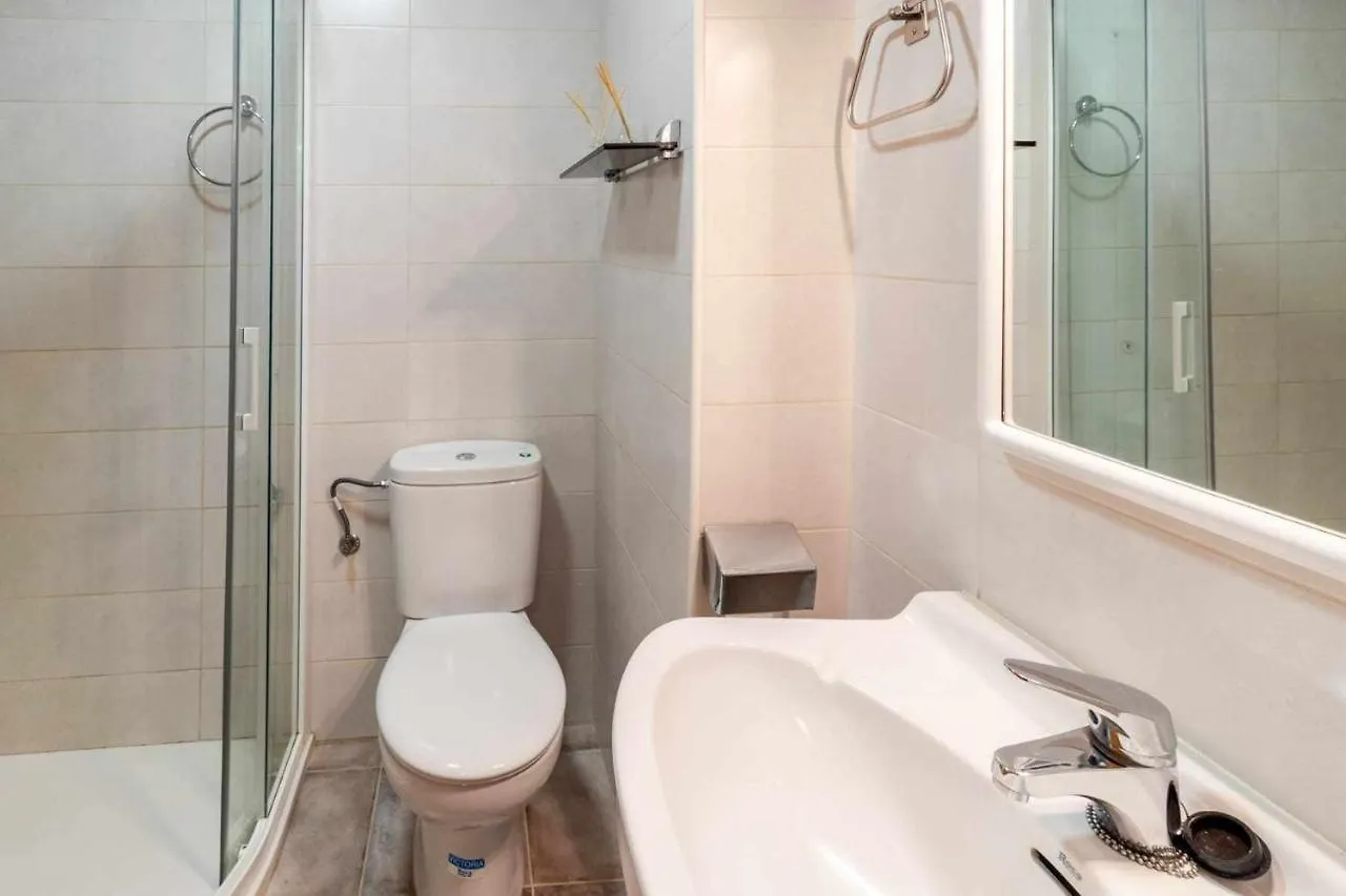 Grifeu 17 Apartamento Al Lado De La Playa Llanca Apartment
